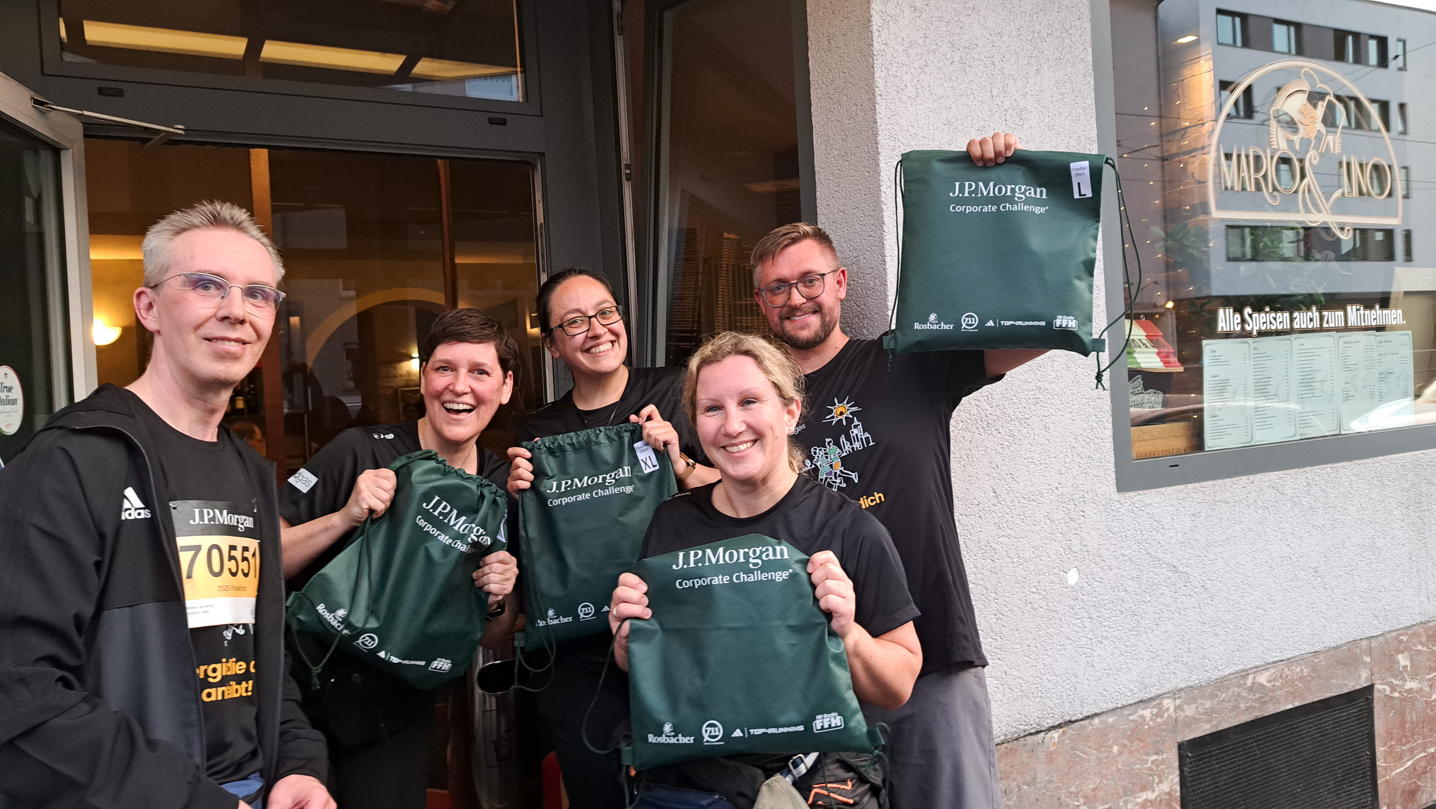 Das goldgas Team beim J.P. Morgan Lauf in Frankfurt